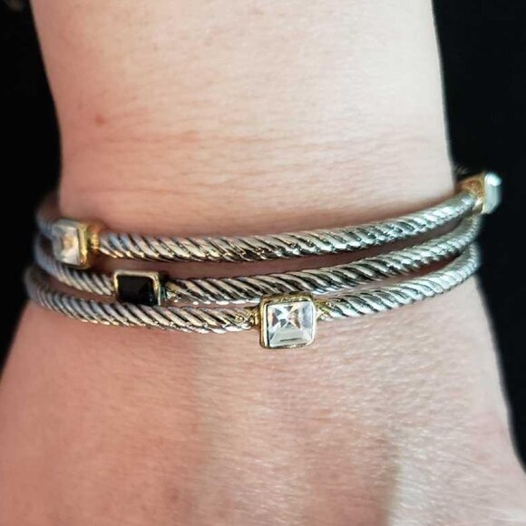 Set of 3 Bracelets - Picture 5 of 9